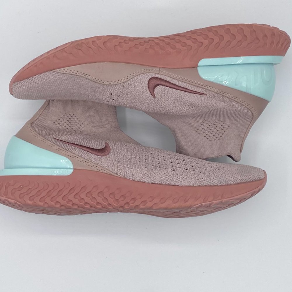 Nike Womens Rise React Flyknit Diffused Shoes - image 4